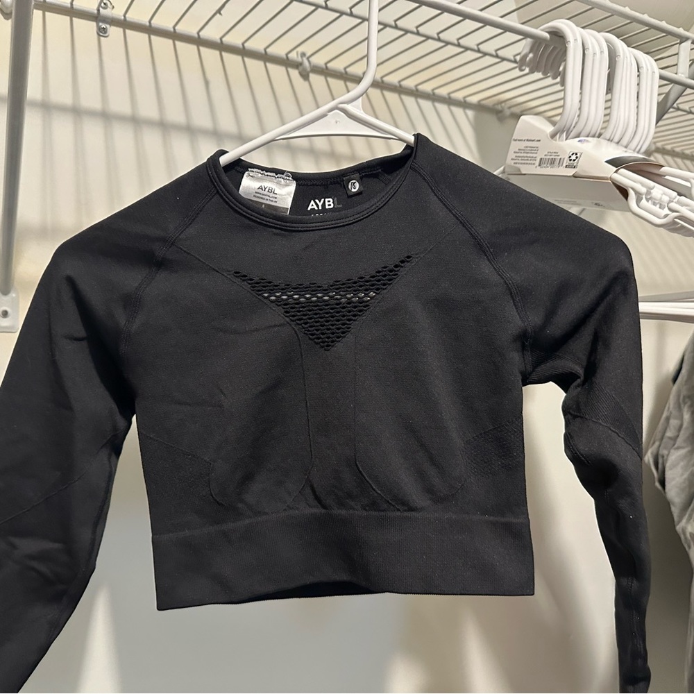 AYBL workout longsleeve